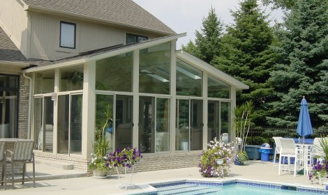 Macomb County Sunroom - Split Roof Style