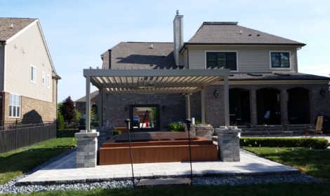 Equinox Louvered Roof